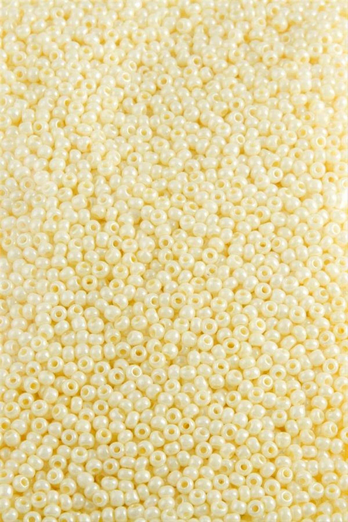 3 mm Yuvarlak Kum Boncuk 50 Gram - Krem