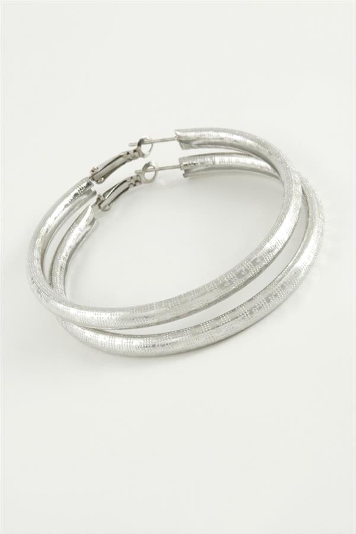 Noktalı Boru Halka Küpe 5,5 cm - Gümüş Rengi