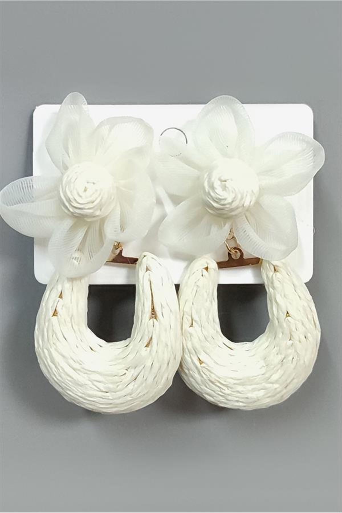 Çiçek Zr Model Küpe - Beyaz