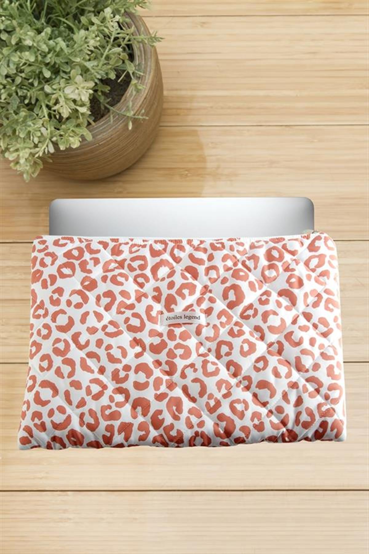 Leopar Desenli Labtop Bilgisayar Çantası 13*14 inç - Yavruağzı