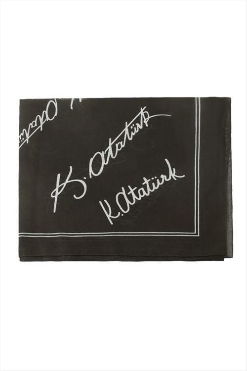 Atatürk İmzalı Desenli Bandana 50*50 - Siyah