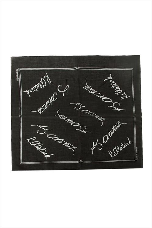Atatürk İmzalı Desenli Bandana 50*50 - Siyah